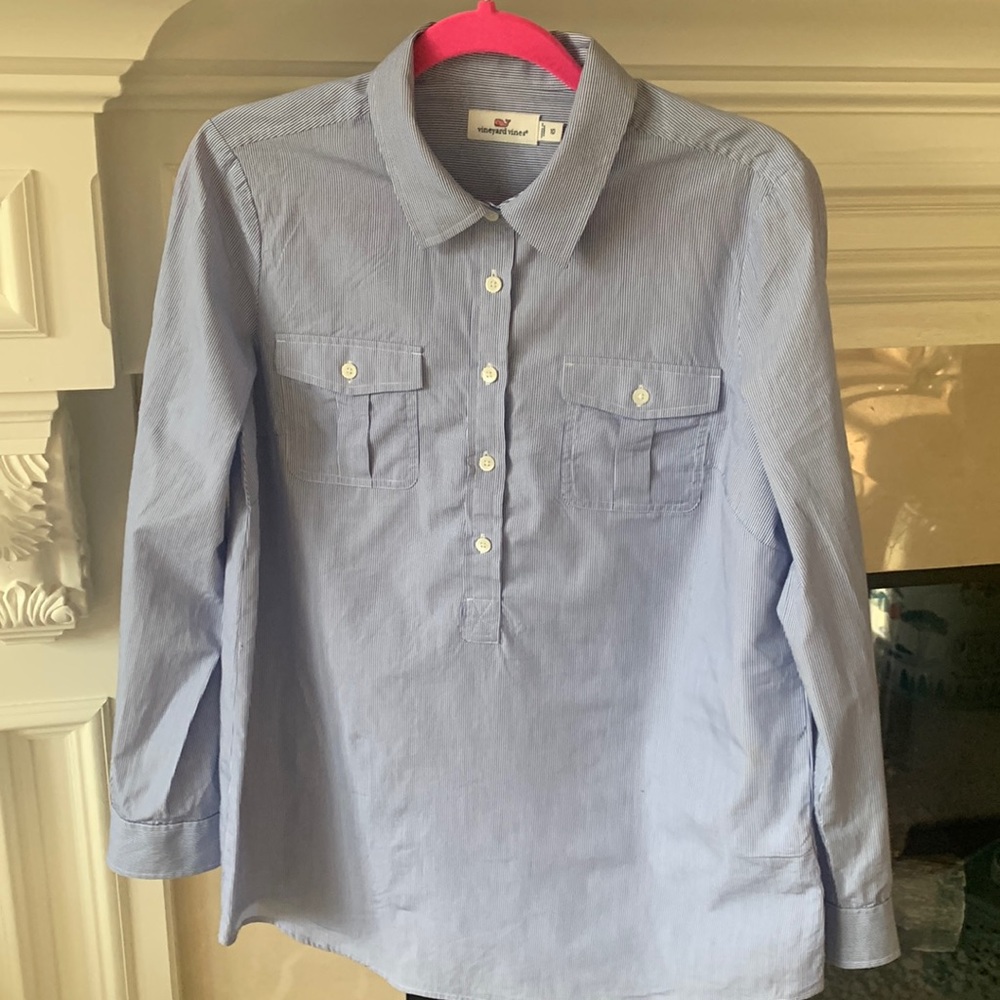 Vineyard Vines womens top